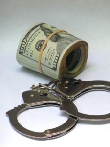 difference between robbery and car theft in Virginia